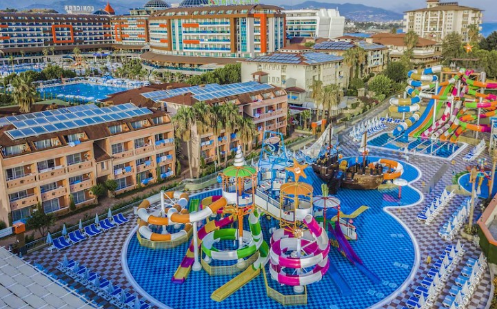 Lonicera Resort & Spa Hotel